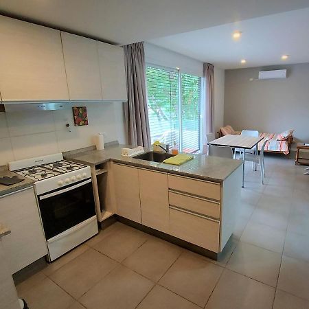 Brigh Apartment With Garage Strategic Location 戈多伊克鲁斯 外观 照片