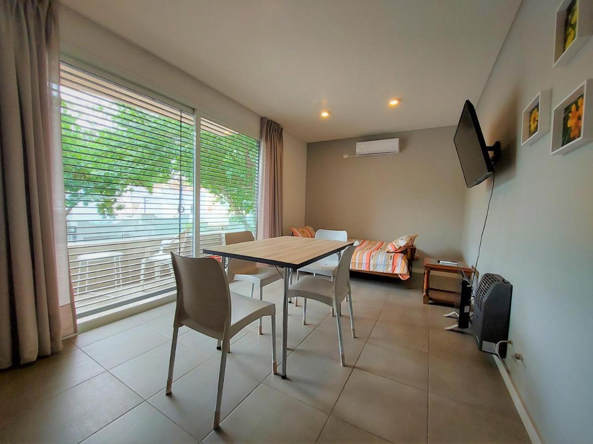 Brigh Apartment With Garage Strategic Location 戈多伊克鲁斯 外观 照片